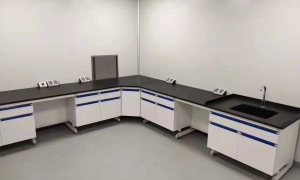 實驗臺